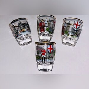 Gold Rim SHOT Booze Liquor
GLASS ~ LONDON City
Sights: Guard, Buckingham set (4)